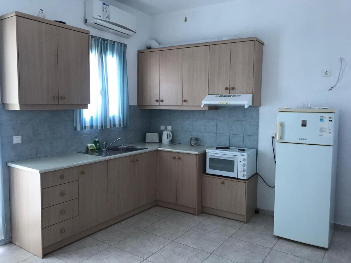 Retreat Apartments In Drosia - Apartment For 3 Makris Gialos  Ngoại thất bức ảnh